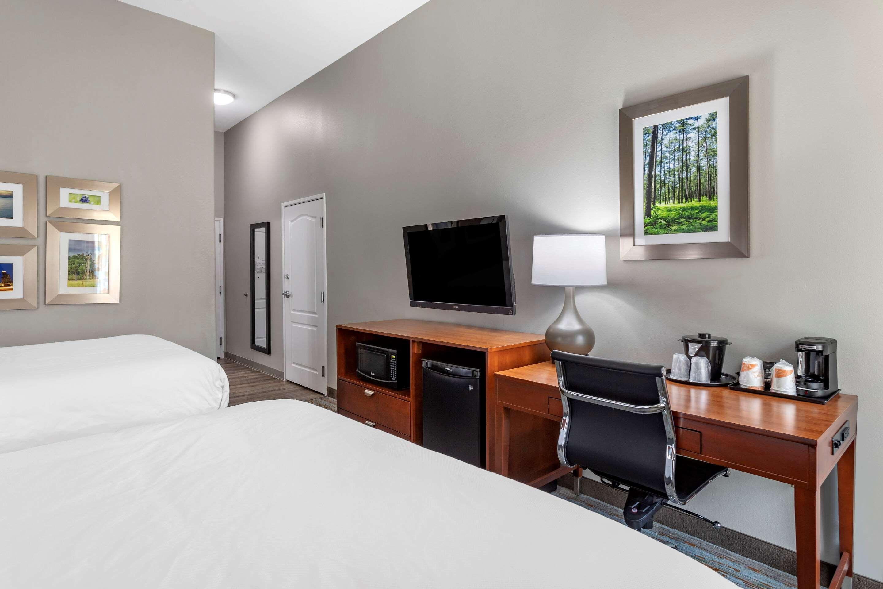 Comfort Inn & Suites Cleveland Extérieur photo